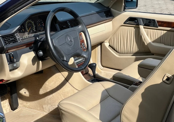 Mercedes-Benz Klasa E cena 109000 przebieg: 120000, rok produkcji 1995 z Łódź małe 172